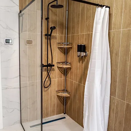 Alpine Nest Grand Poiana Brasov