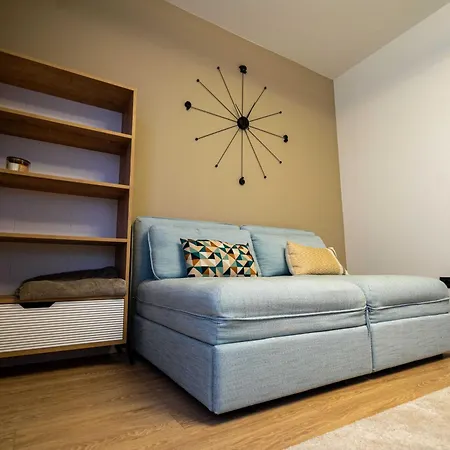 Alpine Nest Apartment *