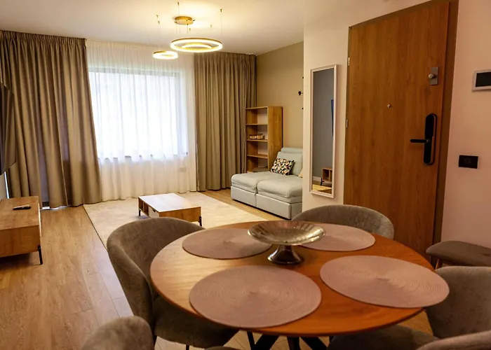 Апартаменти Alpine Nest Grand Пояна-Брашов