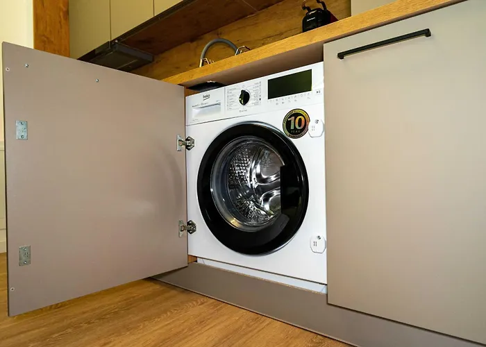 Alpine Nest Grand Апартаменти *