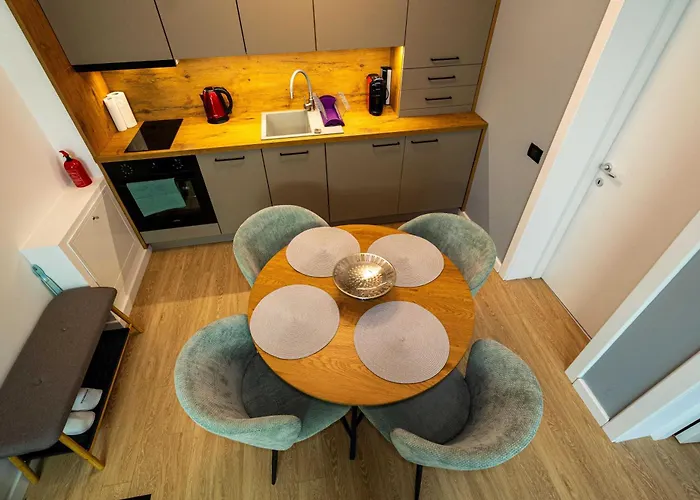 Alpine Nest Grand * Пояна-Брашов