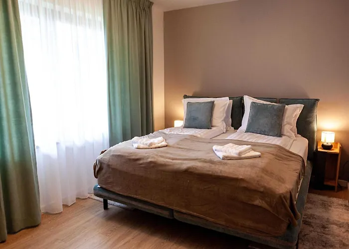 Апартаменти Alpine Nest Grand