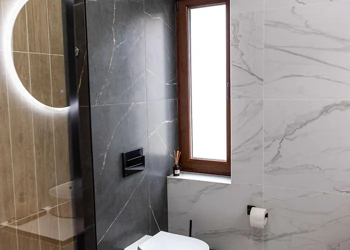 Alpine Nest Grand * Пояна-Брашов