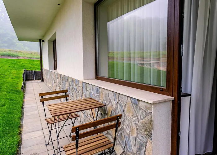 Апартаменти Alpine Nest Grand